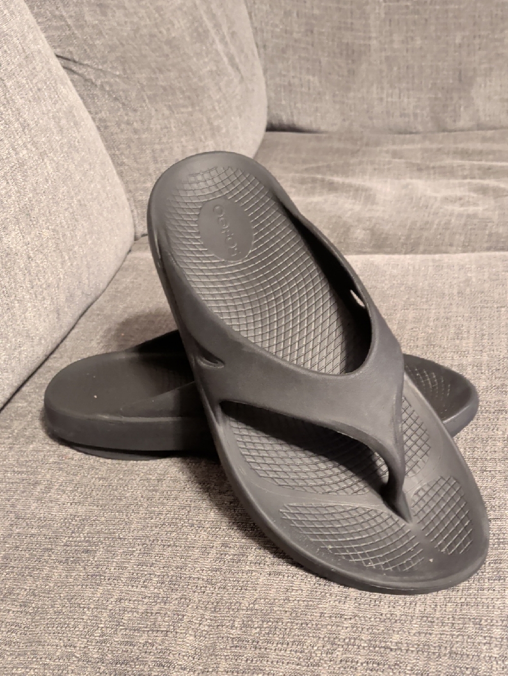 Men's Oofos Foam Recovery Thong Sandals - Size 12